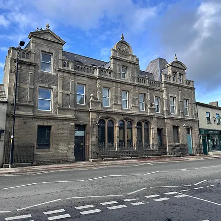 Elegant 2 Bed Penthouse In * Leyburn
