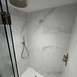 شقة Elegant 2 Bed Penthouse In *